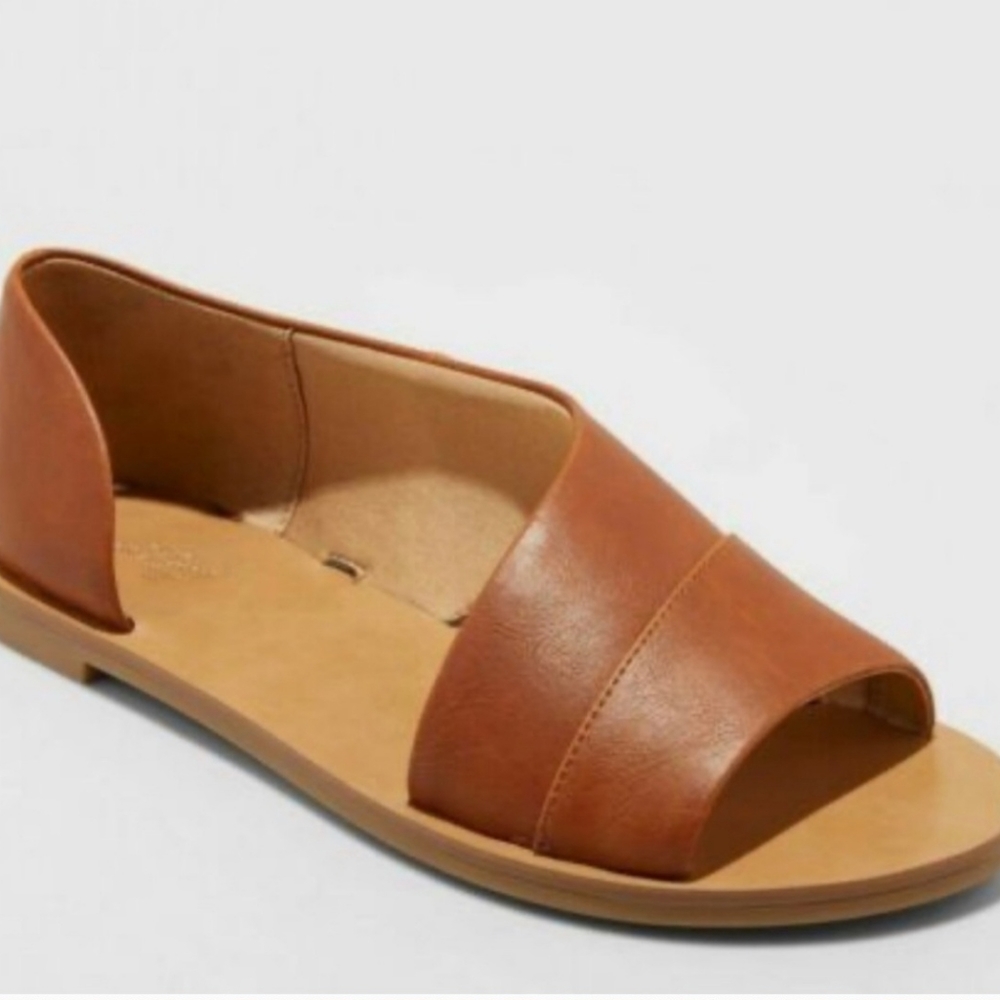Universal thread sandals brown size 8